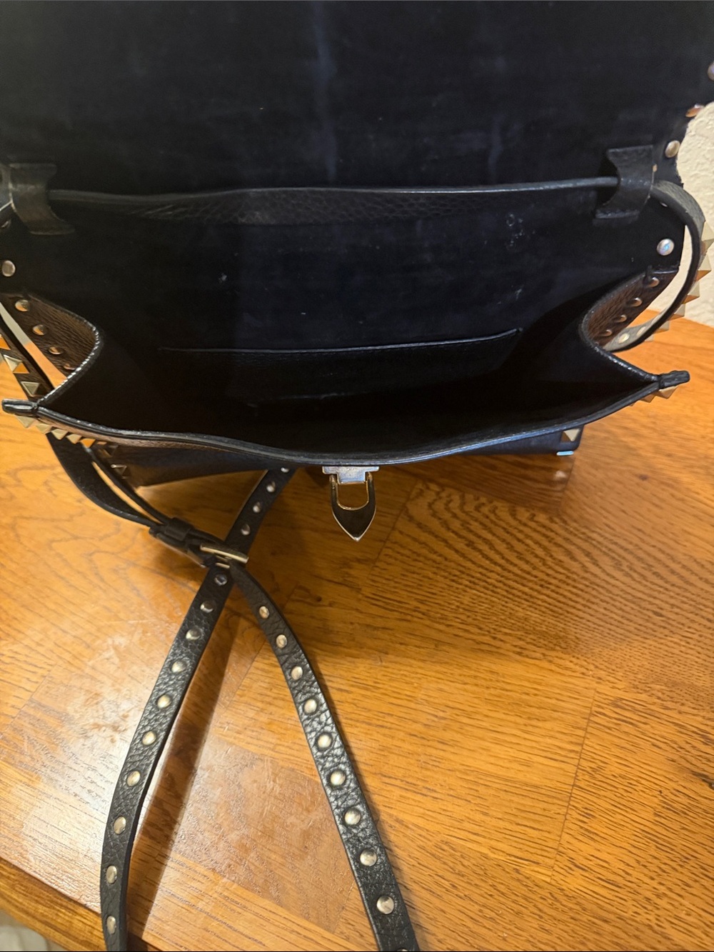 Valentino Garavani Black Leather Studded Crossbody with Gold Hardware - Picture 4 of 5